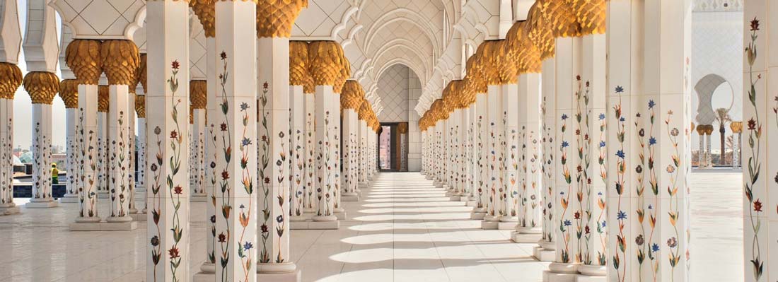محوطه مسجد بزرگ شیخ زائد امارات