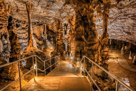جاذبه غار آگتلک در مجارستان