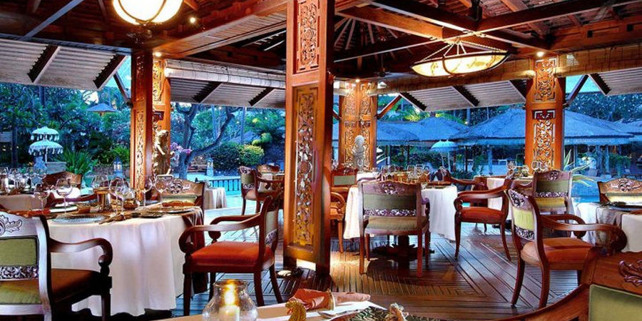 رستوران راجا در بالی