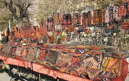 بازار ورنیساج ایروان ارمنستان